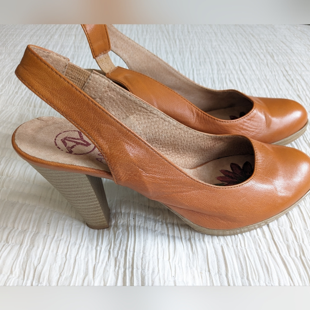 ANYOVI Leather Slingback Pumps - Picture 3 of 6